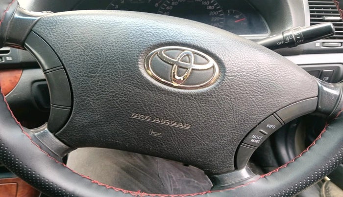 2004 Toyota Camry V3, Petrol, Manual, 1,16,808 km, interior