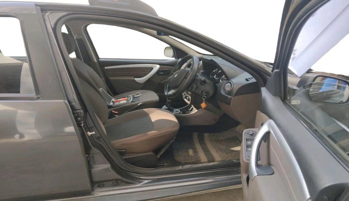 2018 Renault Duster RXS CVT, Petrol, Automatic, 63,103 km, interior