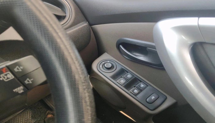 2018 Renault Duster RXS CVT, Petrol, Automatic, 63,103 km, interior