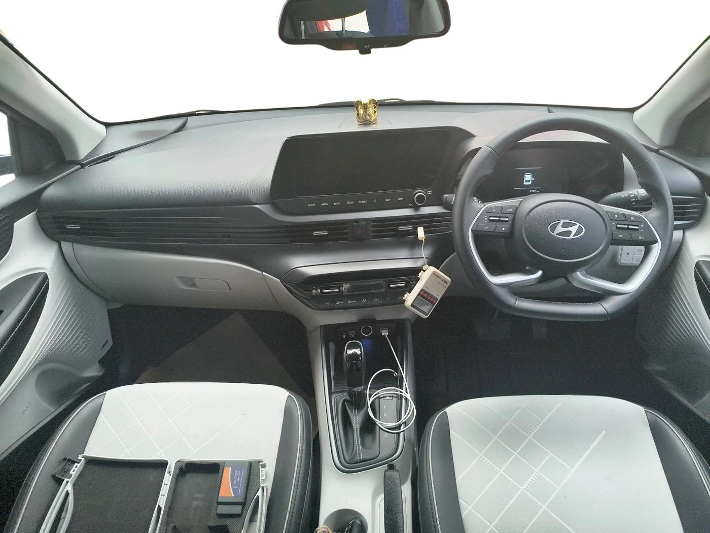 2024 Hyundai NEW I20 ASTA (O) 1.2 IVT, Petrol, Automatic, 4,781 km, interior
