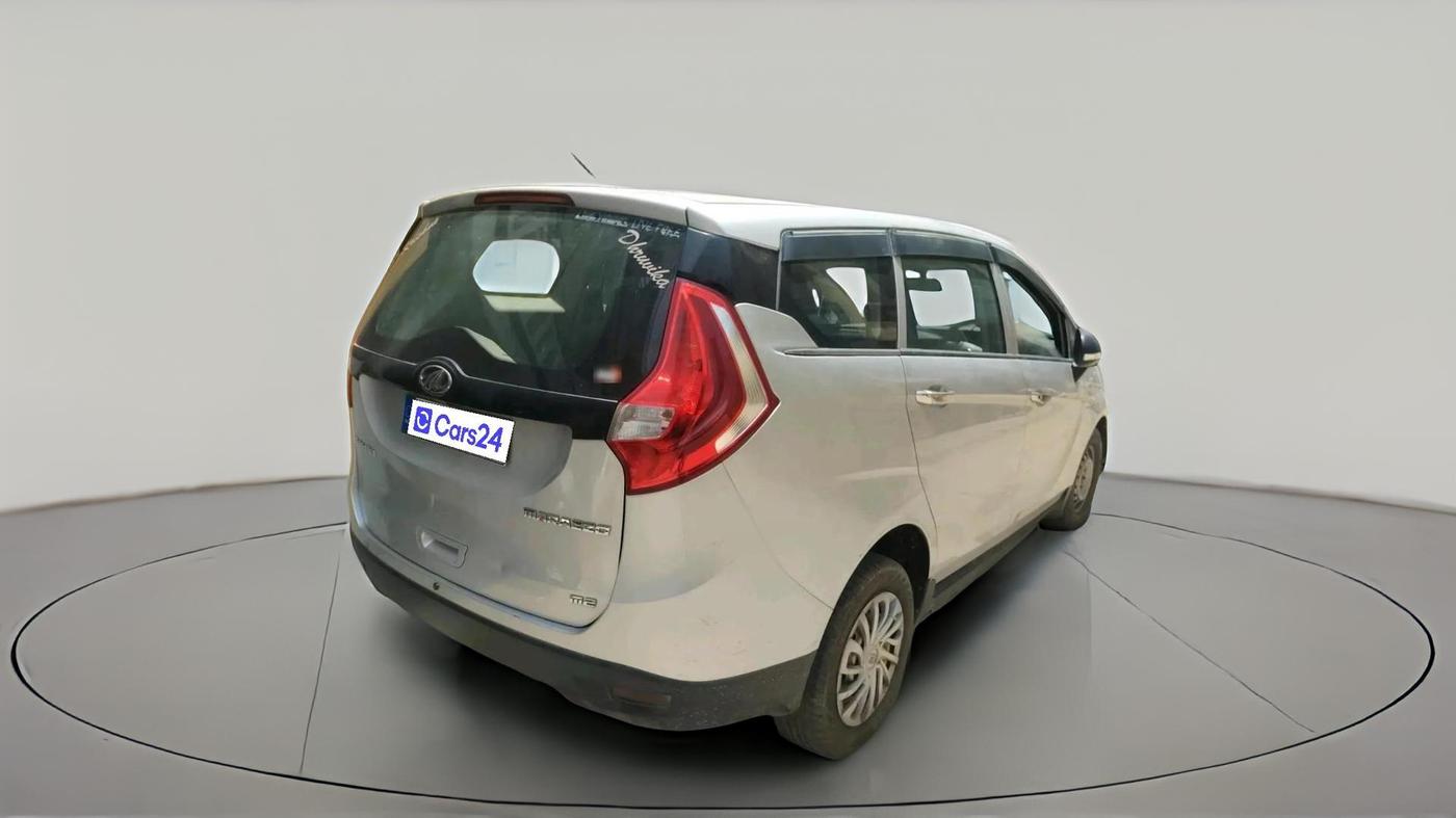 2019 Mahindra MARAZZO M2 8 STR, Diesel, Manual, 49,609 km, exterior