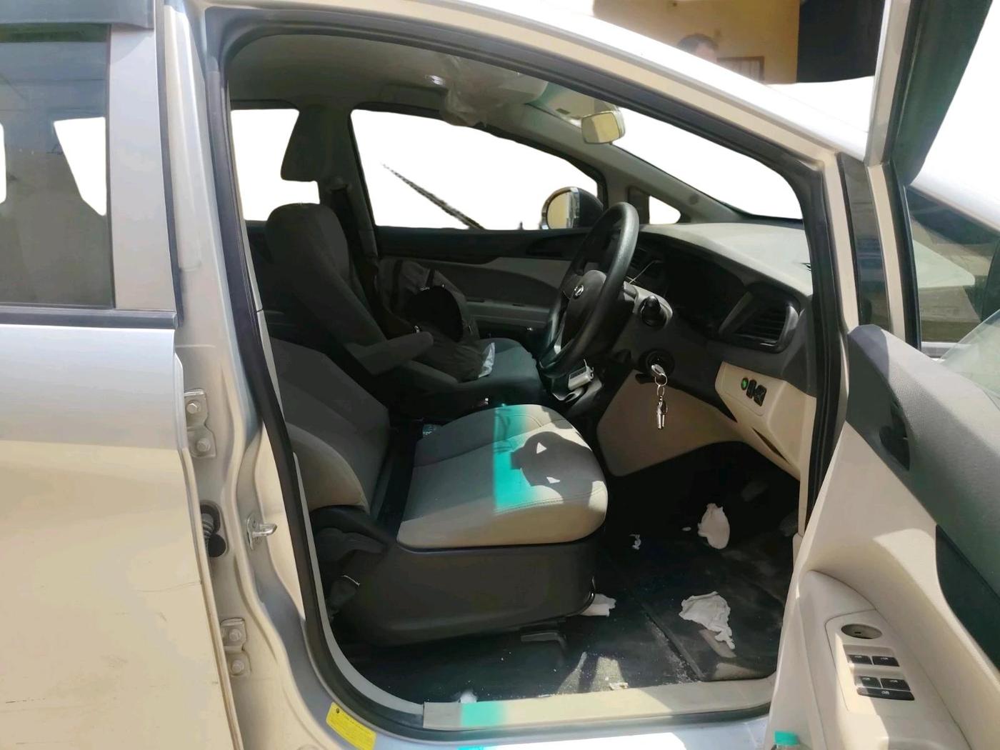 2019 Mahindra MARAZZO M2 8 STR, Diesel, Manual, 49,609 km, interior