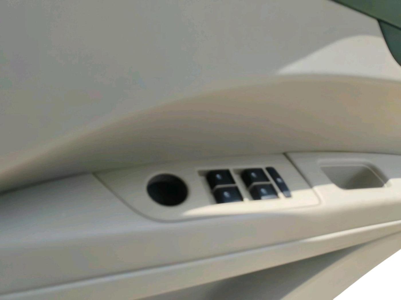 2019 Mahindra MARAZZO M2 8 STR, Diesel, Manual, 49,609 km, interior
