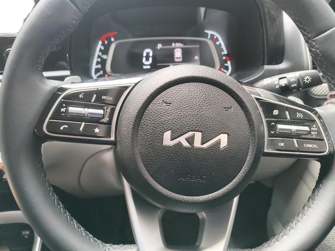 2023 KIA SONET HTX 1.0 DCT, Petrol, Automatic, 20,416 km, interior