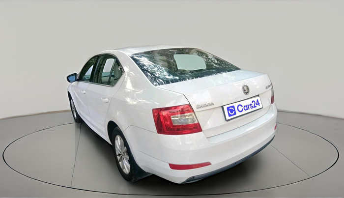 2015 Skoda Octavia 2.0 TDI CR STYLE PLUS AT, Diesel, Automatic, 1,96,295 km, exterior