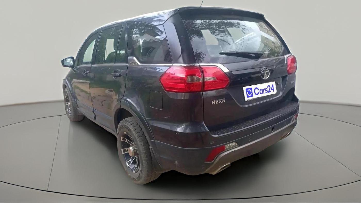 2018 Tata Hexa XMA 4X2 7 STR, Diesel, Automatic, 1,19,832 km, exterior