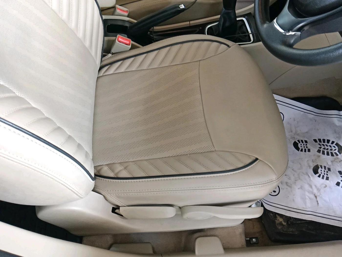 2022 Maruti Ciaz ZETA 1.5 SHVS MT PETROL, Petrol, Manual, 23,979 km, interior
