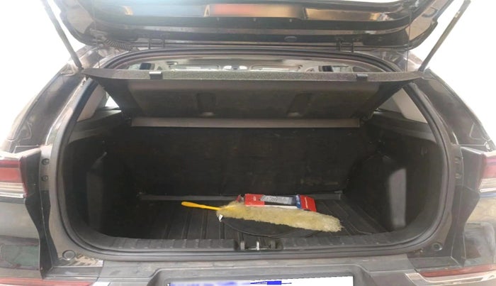 2023 KIA SONET HTK PLUS 1.0 IMT, Petrol, Manual, 27,707 km, exterior