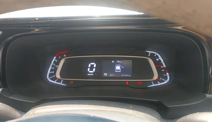 2023 KIA SONET HTK PLUS 1.0 IMT, Petrol, Manual, 27,707 km, interior