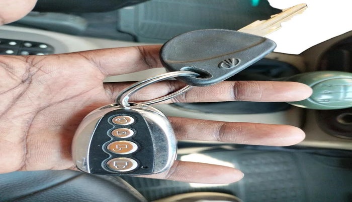 2005 Mahindra Scorpio 2.6 SLX CRDE, Diesel, Manual, 1,67,725 km, interior