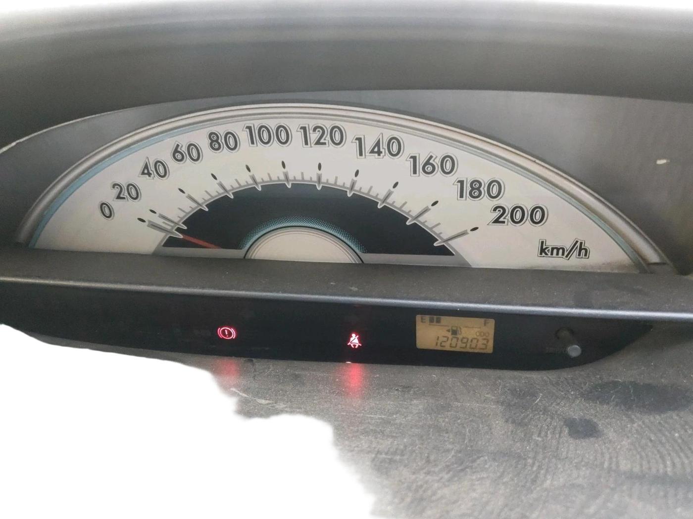 2012 Toyota Etios Liva GD, Diesel, Manual, 1,20,903 km, interior
