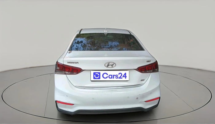 2018 Hyundai Verna 1.6 CRDI SX, Diesel, Manual, 1,52,249 km, exterior