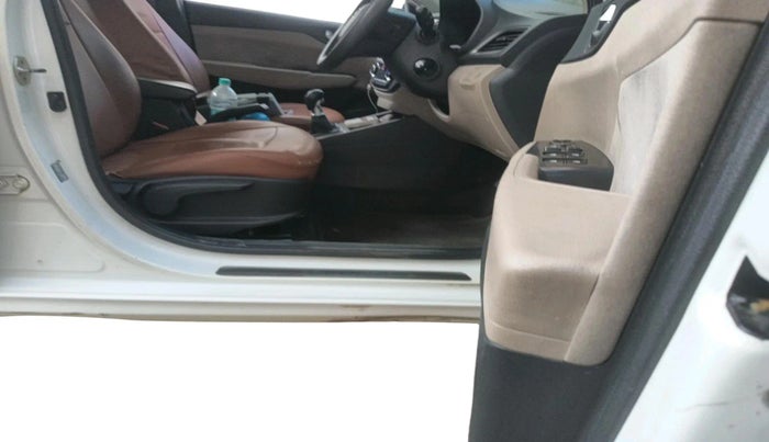 2018 Hyundai Verna 1.6 CRDI SX, Diesel, Manual, 1,52,249 km, interior