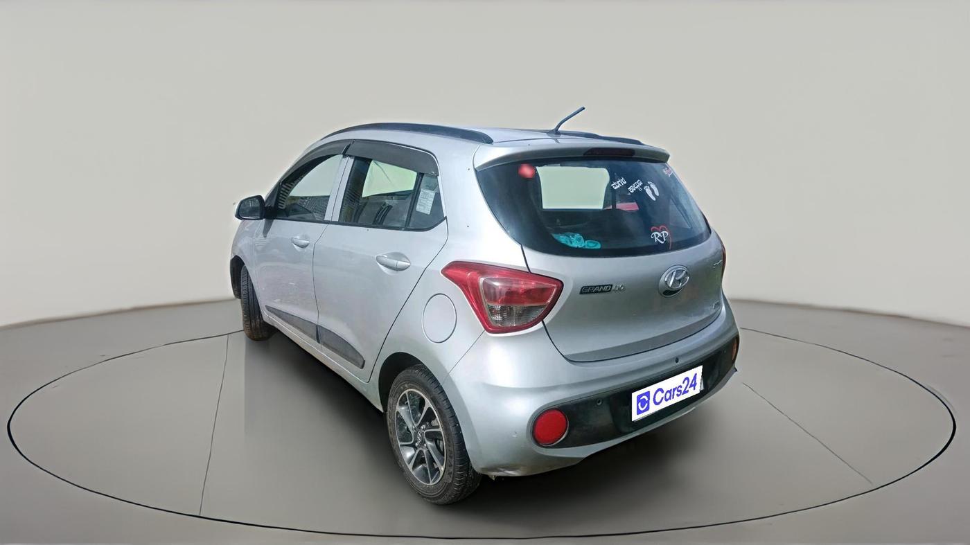 2017 Hyundai Grand i10 SPORTZ AT 1.2 KAPPA VTVT, Petrol, Automatic, 52,401 km, exterior