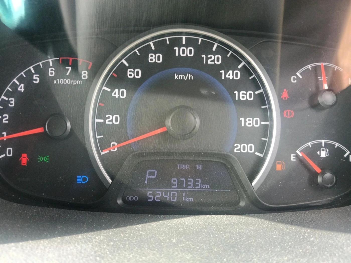 2017 Hyundai Grand i10 SPORTZ AT 1.2 KAPPA VTVT, Petrol, Automatic, 52,401 km, interior