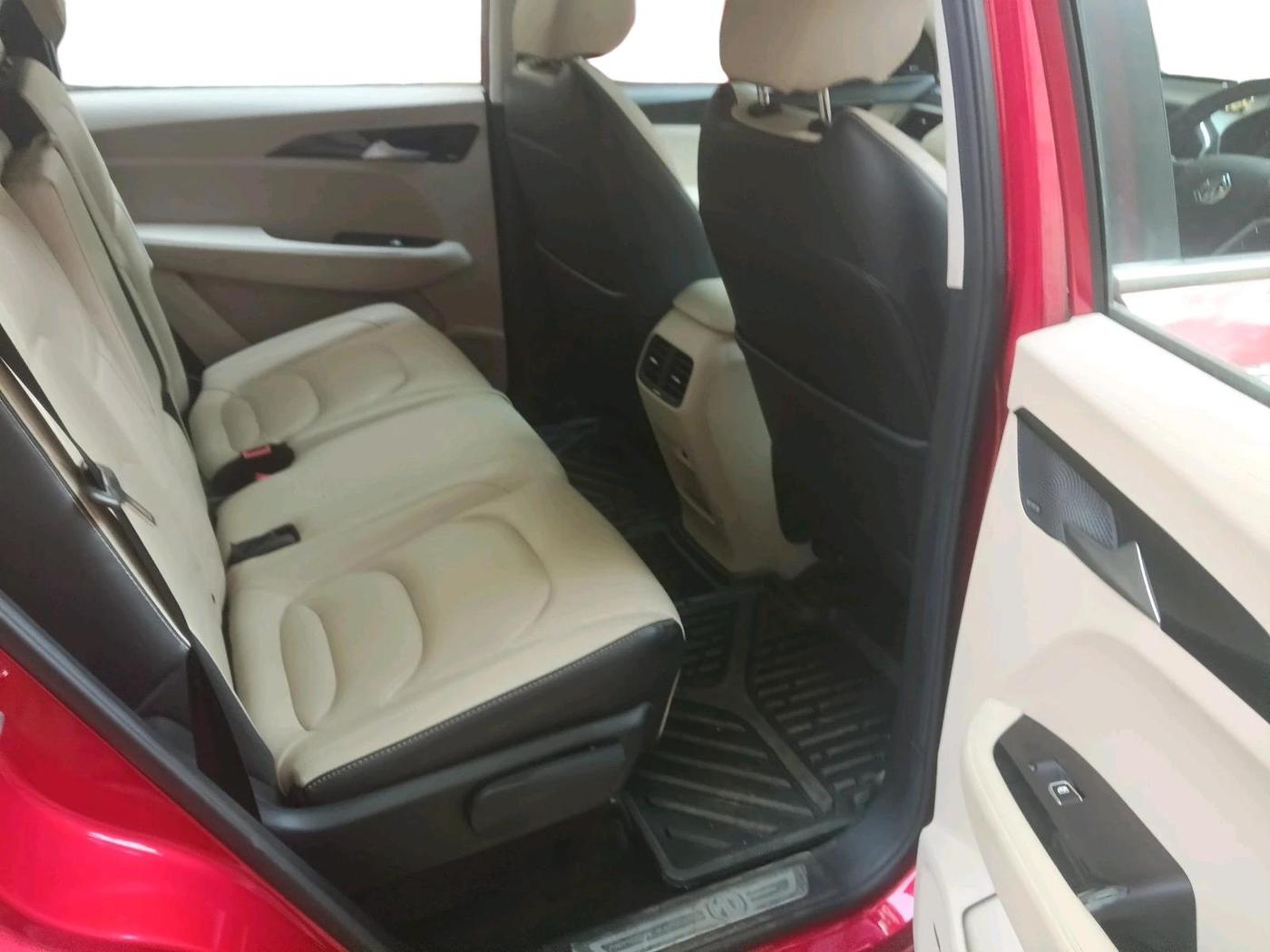 2022 MG HECTOR SHARP 1.5 PETROL CVT, Petrol, Automatic, 11,579 km, interior