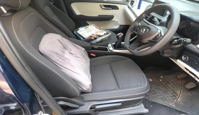 2023 Tata ALTROZ XZ PETROL, Petrol, Manual, 16,946 km, interior