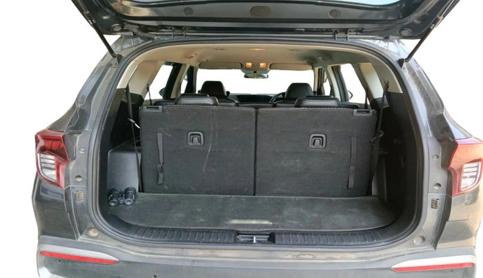 2022 KIA CARENS PRESTIGE 1.4 PETROL 7 STR, Petrol, Manual, 28,386 km, exterior