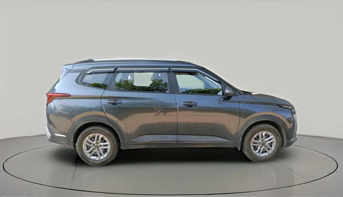 2022 KIA CARENS PRESTIGE 1.4 PETROL 7 STR, Petrol, Manual, 28,386 km, exterior