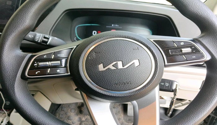 2022 KIA CARENS PRESTIGE 1.4 PETROL 7 STR, Petrol, Manual, 28,386 km, interior