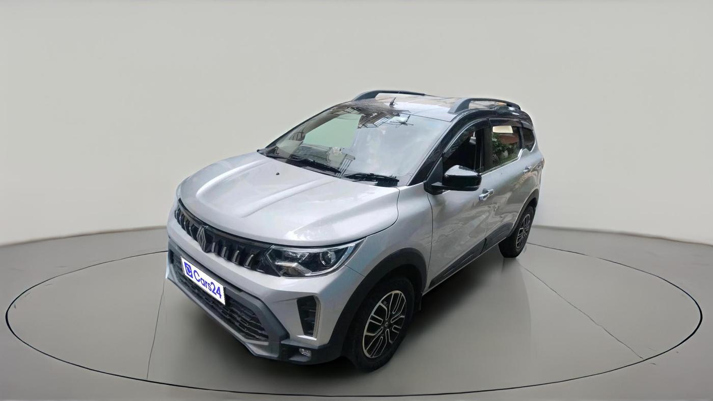 2022 Renault TRIBER RXZ, Petrol, Manual, 1,03,541 km, exterior