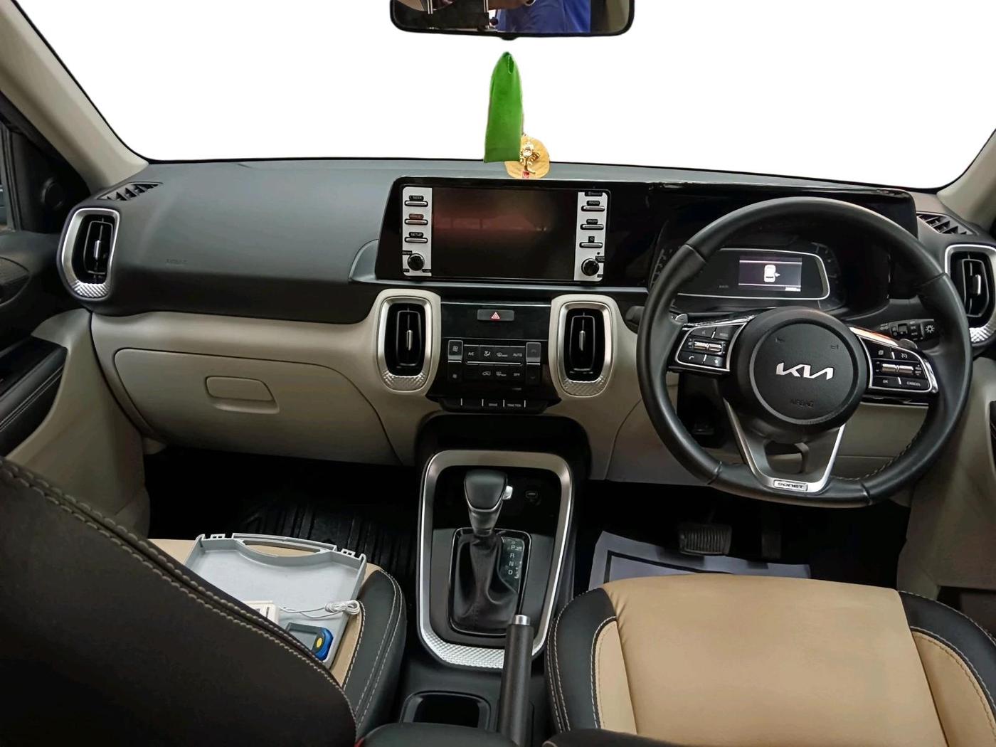 2023 KIA SONET HTX 1.0 DCT, Petrol, Automatic, 26,820 km, interior