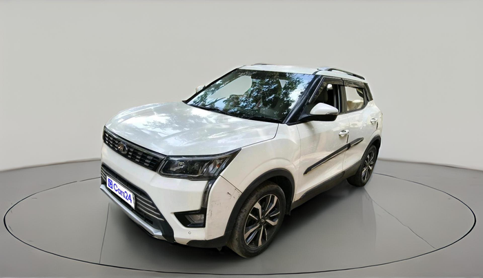2019 Mahindra XUV300 W8 (O) 1.5 DIESEL, Diesel, Manual, 91,295 km, exterior