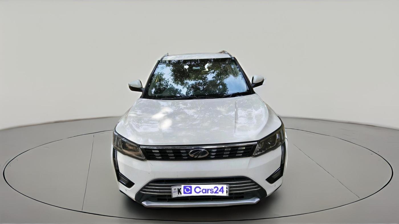 2019 Mahindra XUV300 W8 (O) 1.5 DIESEL, Diesel, Manual, 91,295 km, exterior