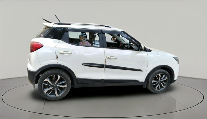 2019 Mahindra XUV300 W8 (O) 1.5 DIESEL, Diesel, Manual, 91,295 km, exterior