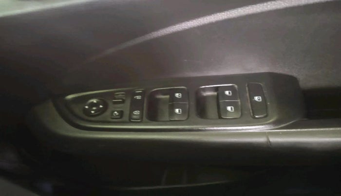 2020 Hyundai VENUE SX PLUS 1.0 TURBO DCT, Petrol, Automatic, 40,323 km, interior