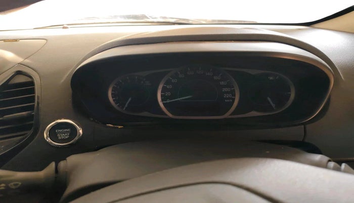 2019 Ford New Figo TITANIUM 1.2 PETROL MT, Petrol, Manual, 12,000 km, interior