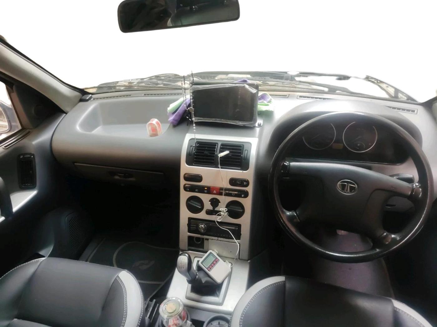 2006 Tata Safari 4X2 LX DICOR, Diesel, Manual, 1,56,707 km, interior