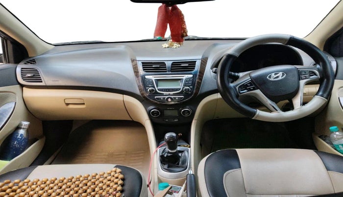 2012 Hyundai Verna FLUIDIC 1.6 VTVT SX, Petrol, Manual, 1,41,503 km, interior