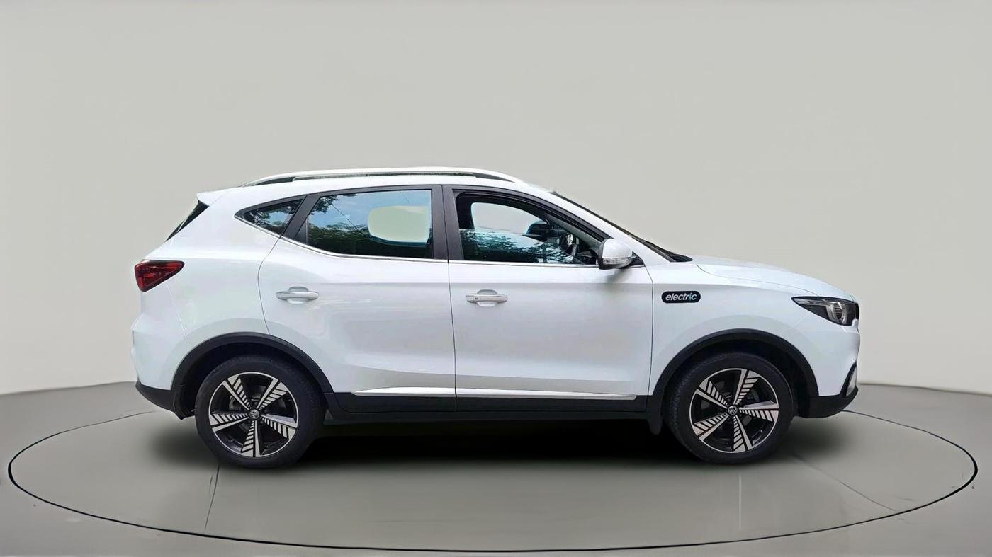 2020 MG ZS EV EXCLUSIVE, Electric, Automatic, 1,29,902 km, exterior