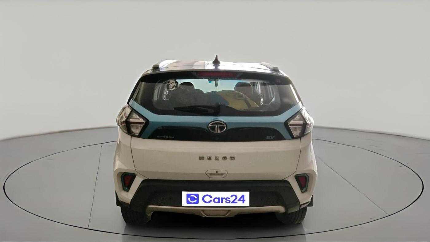 2022 Tata NEXON EV XZ PLUS, Electric, Automatic, 39,700 km, exterior