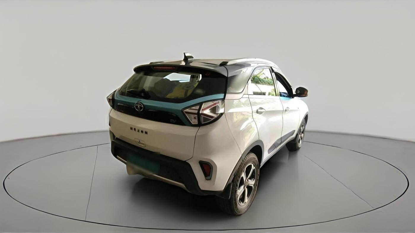 2022 Tata NEXON EV XZ PLUS, Electric, Automatic, 39,700 km, exterior