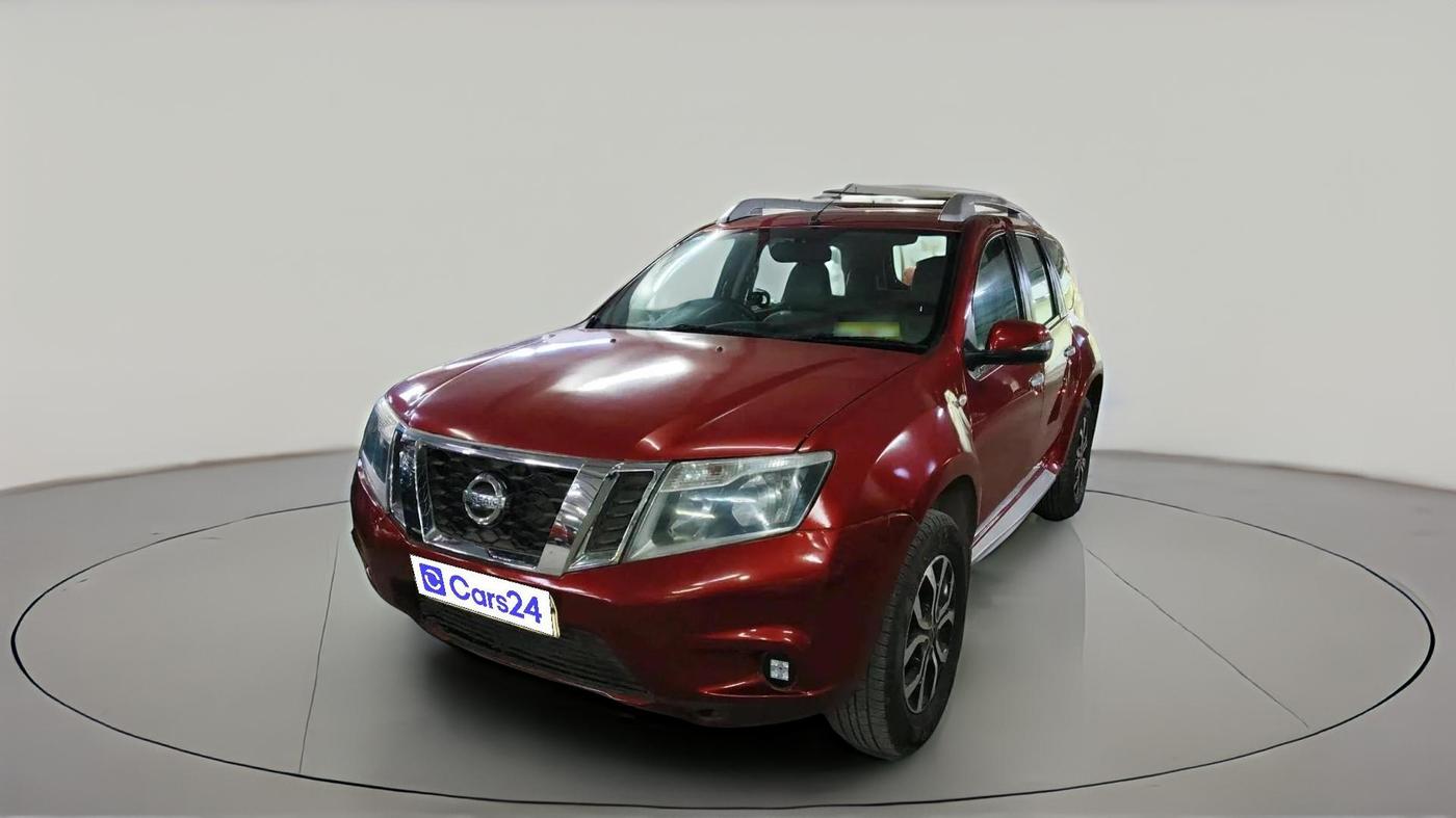 2014 Nissan Terrano XV D THP 110 PS, Diesel, Manual, 1,16,221 km, exterior
