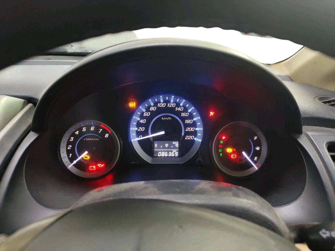 2012 Honda City 1.5L I-VTEC V AT SUNROOF, CNG, Automatic, 86,369 km, interior