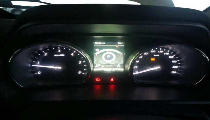 2017 Tata Hexa XTA 4X2 7 STR, Diesel, Automatic, 75,666 km, interior