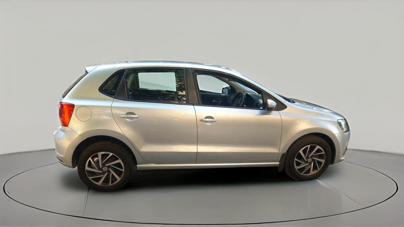 2017 Volkswagen Polo COMFORTLINE 1.2L, Petrol, Manual, 21,636 km, exterior