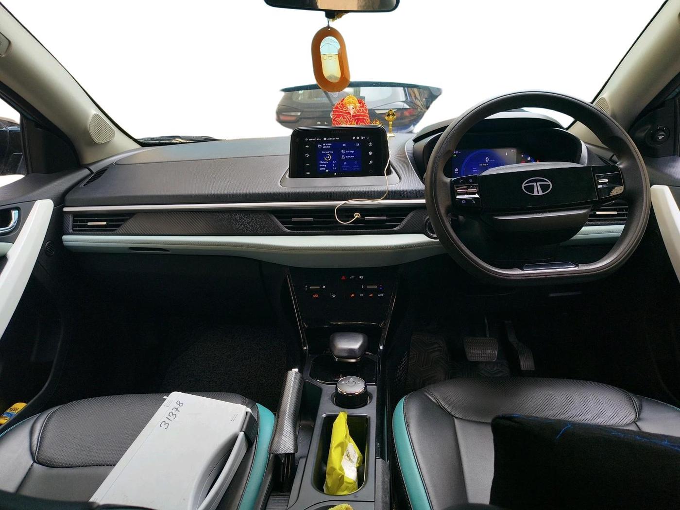 2024 Tata NEXON CREATIVE  AMT 1.2 PETROL, Petrol, Automatic, 22,271 km, interior