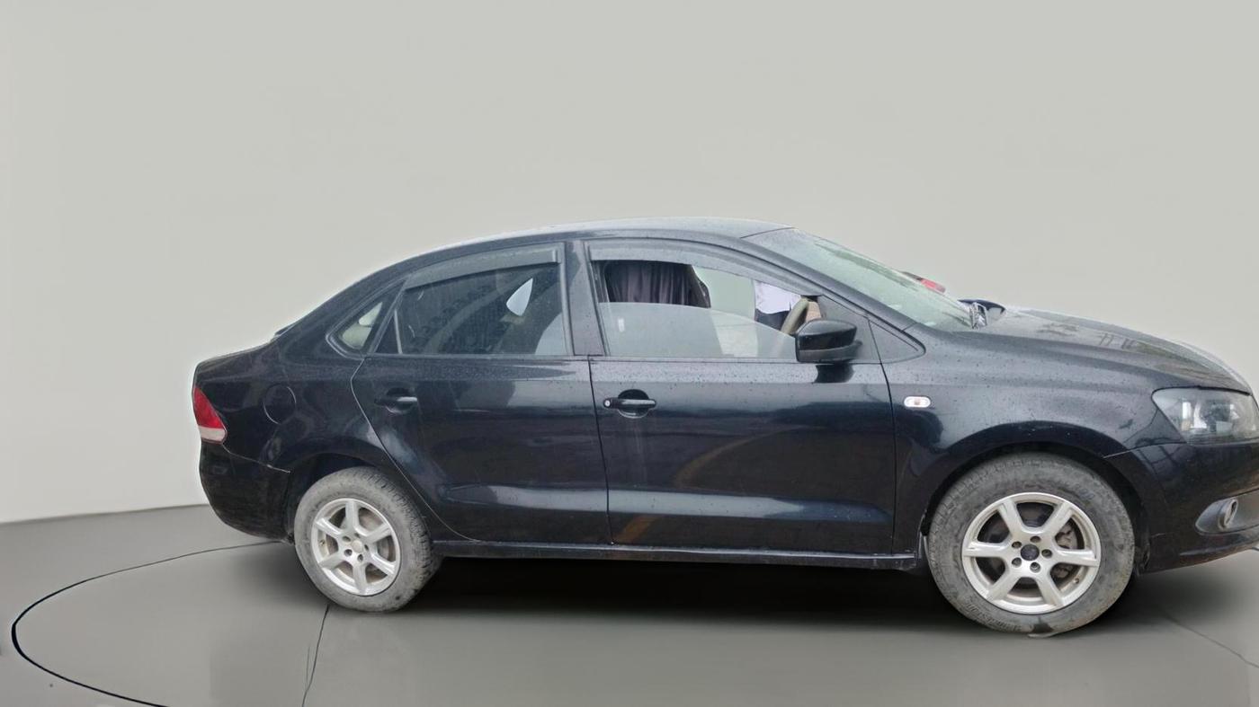 2013 Volkswagen Vento HIGHLINE DIESEL 1.6, Diesel, Manual, 90,501 km, exterior