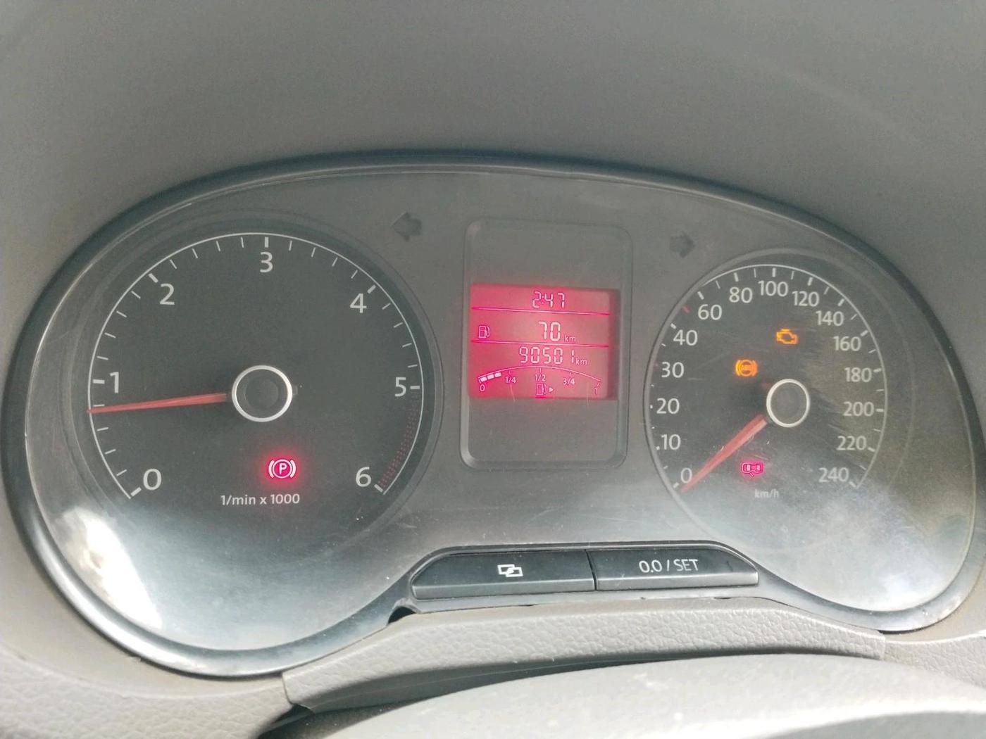2013 Volkswagen Vento HIGHLINE DIESEL 1.6, Diesel, Manual, 90,501 km, interior
