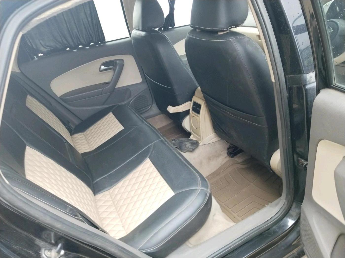 2013 Volkswagen Vento HIGHLINE DIESEL 1.6, Diesel, Manual, 90,501 km, interior