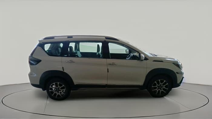2022 Maruti XL6 ALPHA MT, Petrol, Manual, 19,600 km, exterior
