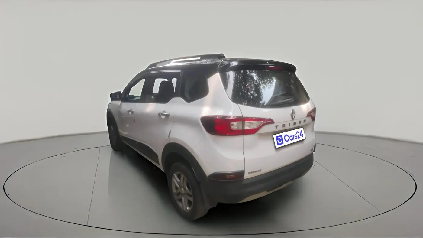 2023 Renault TRIBER RXZ AMT, Petrol, Automatic, 24,221 km, exterior