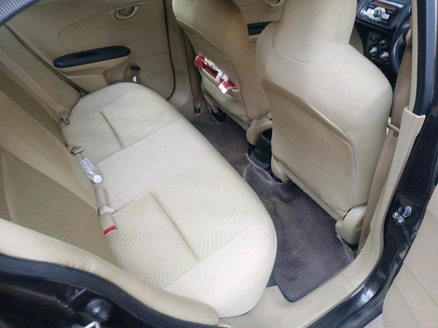 2015 Honda Amaze 1.2L I-VTEC S, Petrol, Manual, 62,000 km, interior