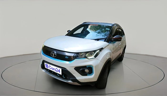 2022 Tata NEXON EV XZ PLUS, Electric, Automatic, 72,952 km, exterior