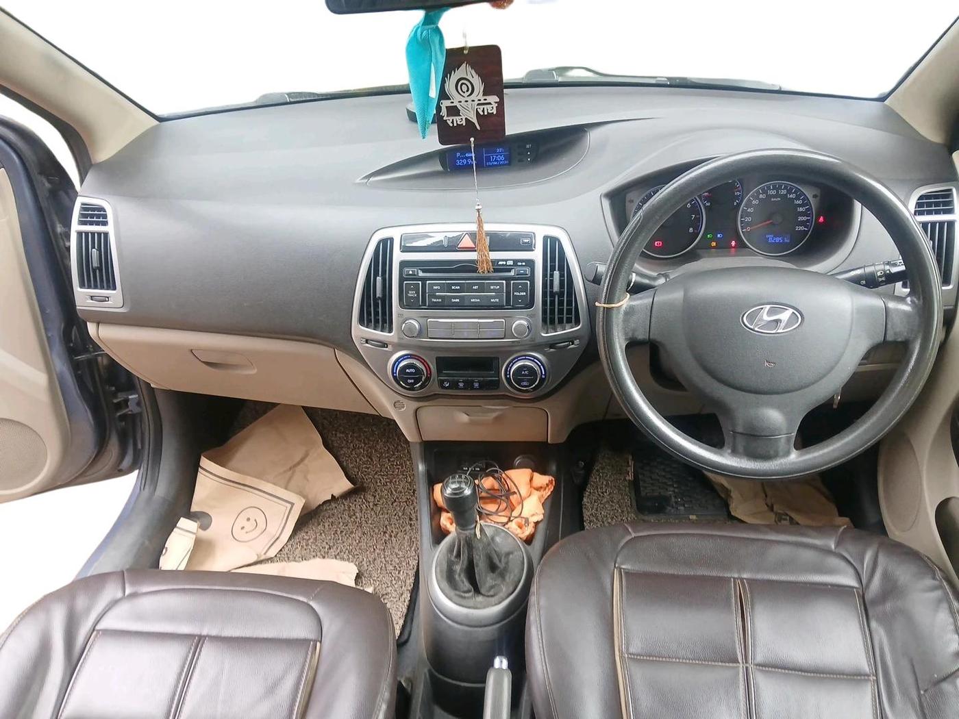 2013 Hyundai i20 MAGNA (O) 1.2, Petrol, Manual, 82,851 km, interior