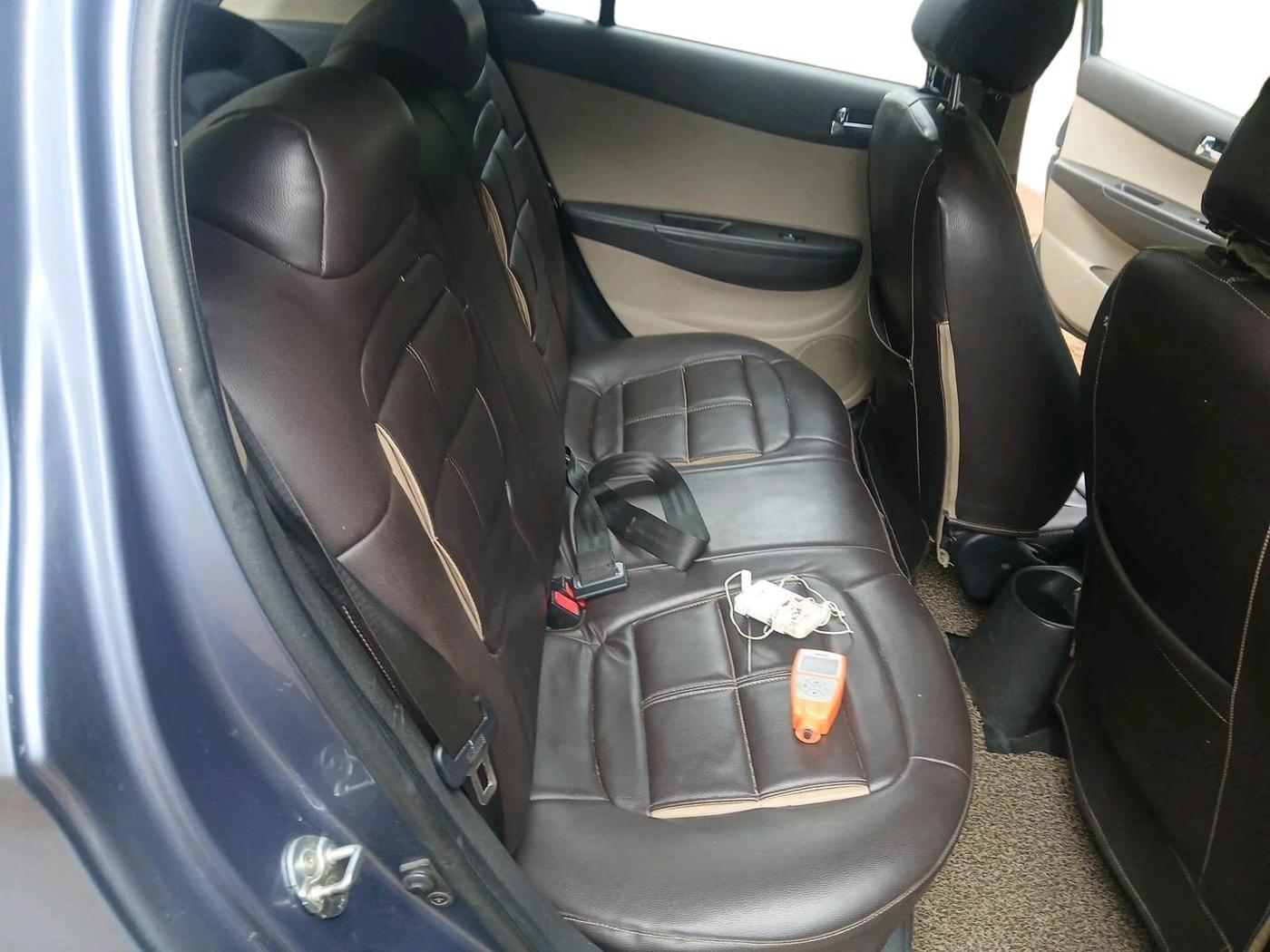2013 Hyundai i20 MAGNA (O) 1.2, Petrol, Manual, 82,851 km, interior